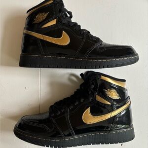 Nike Black & Gold Jordan 1 High
